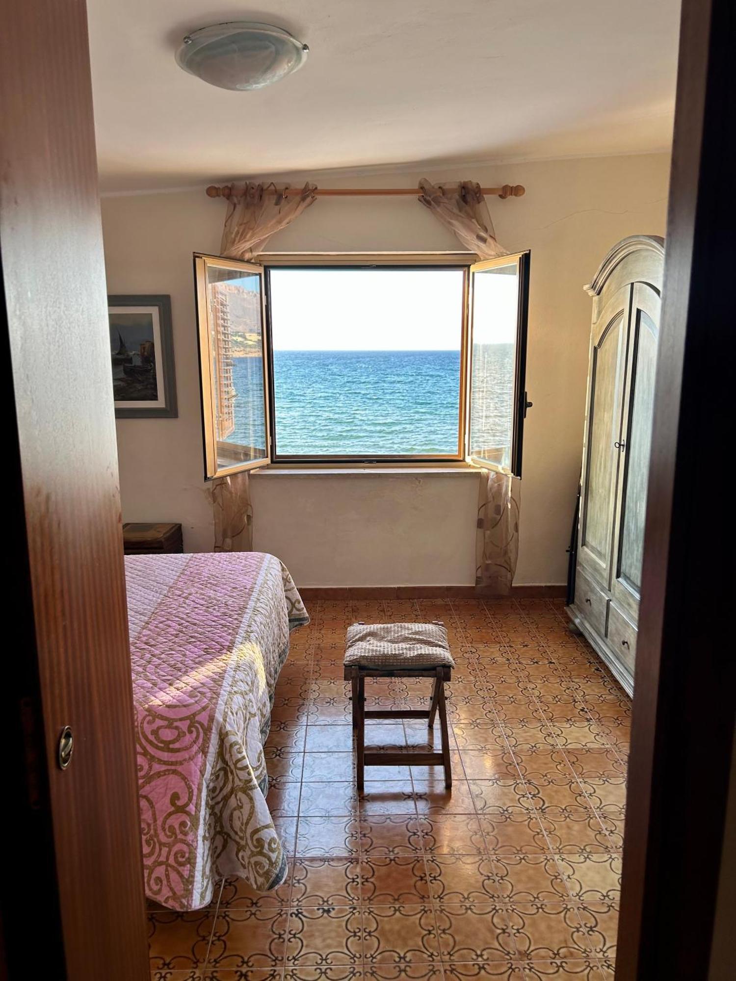 Casa Vacanza Barbera - In Riva Al Mare Villa Trappeto  Exteriör bild